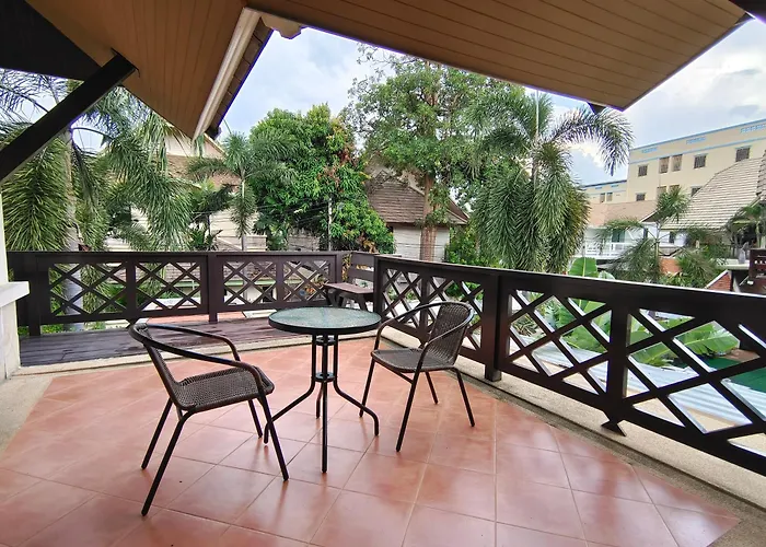 Baan Natcha Villa